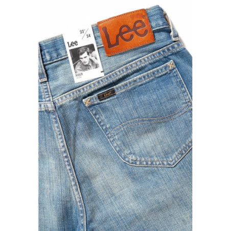 Lee